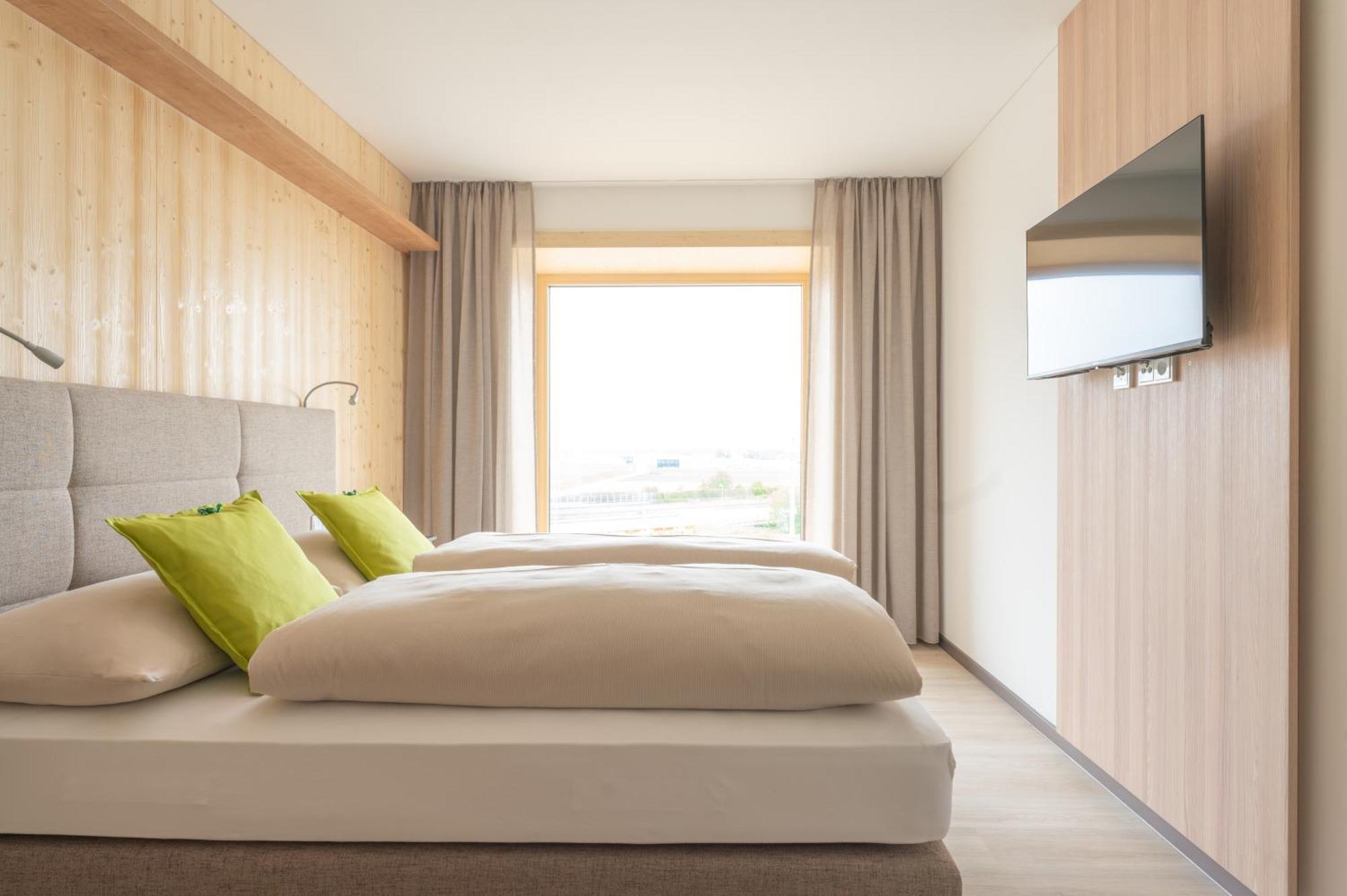 Eee Hotel Eberstalzell ภายนอก รูปภาพ